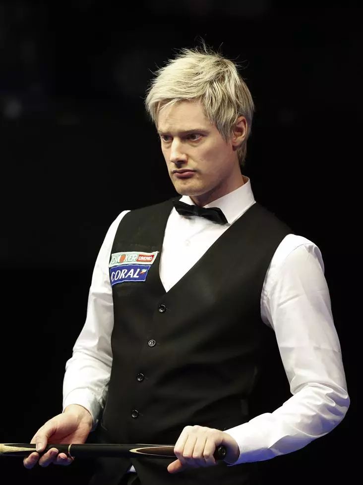 詹姆斯以 詹姆斯以