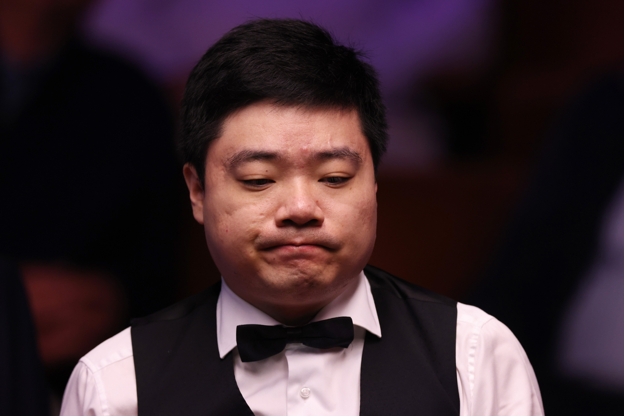 在极度克制 在极度克制